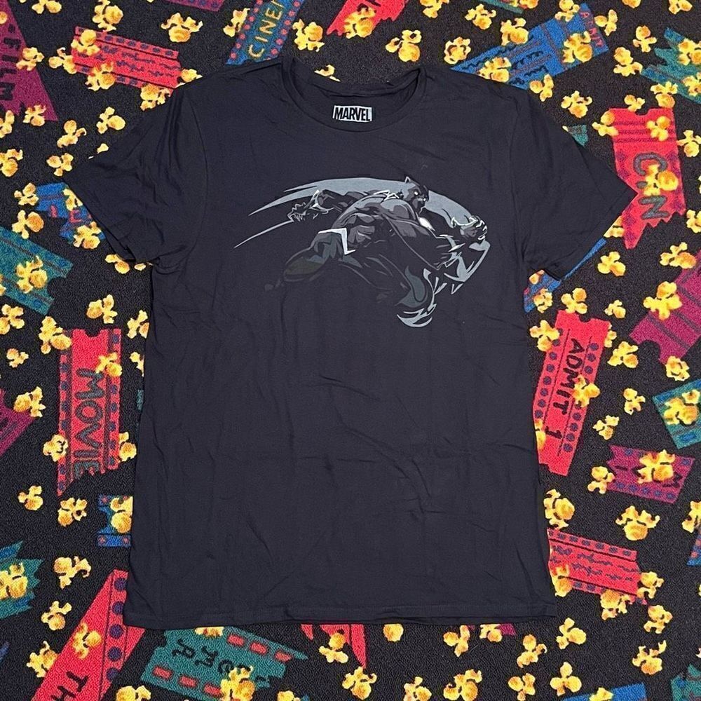 ‘17 MARVEL Black Panther Loot Crate Exclusive Black Graphic Tee Shirt / Size L